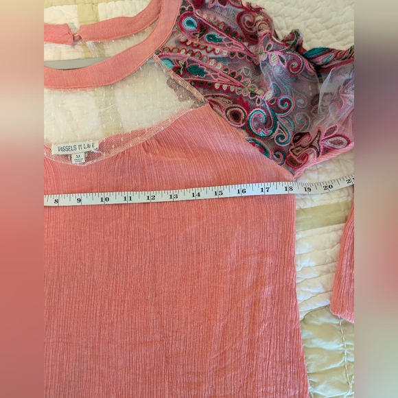 Tassels & Lace Pink Tunic Top with Netting Inset and Embroidery- L - Picture 5 of 6